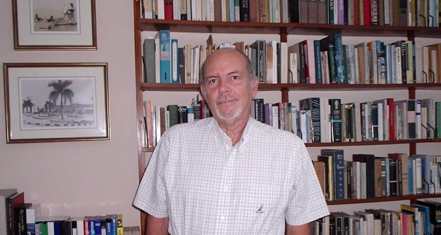 Edgardo Rodríguez Juliá es un ensayista y novelista puertorriqueño de 72 años de edad y es miembro de la Real Academia Española. / Cortesía Eafit