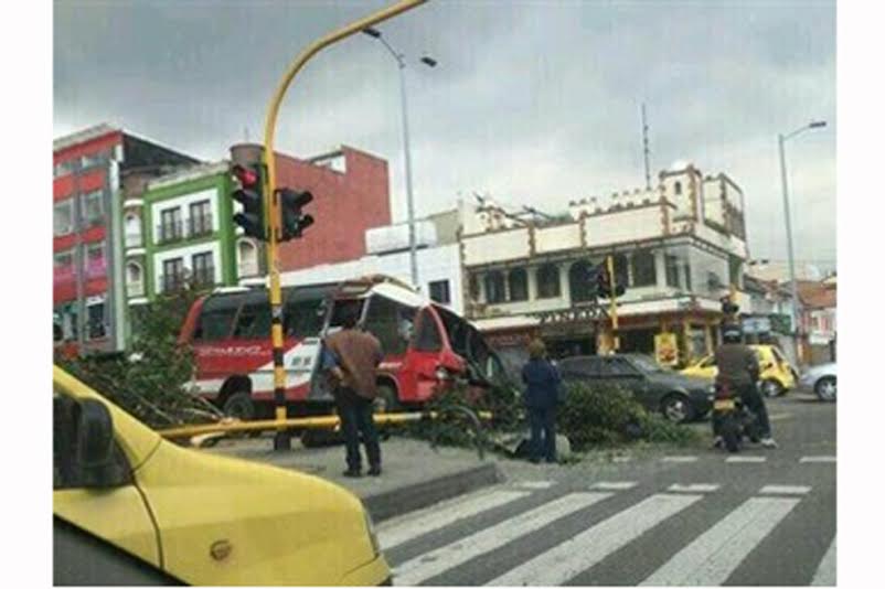 Dos personas heridas deja accidente de tránsito en Teusaquillo
