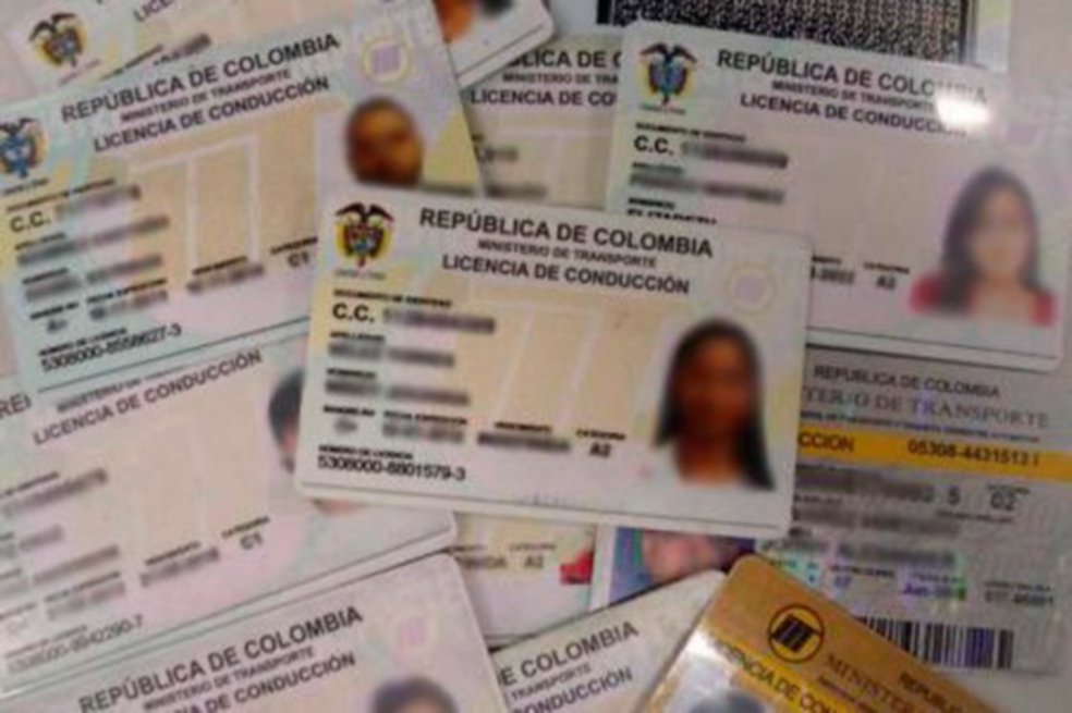 Supertransporte le dice a oficinas de tránsito que deben cancelar 3.940 licencias de conducción