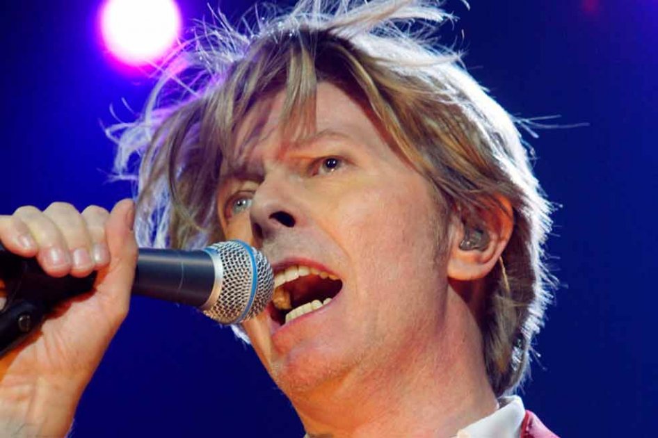 Bowie se regala en su cumpleaños su primer sencillo