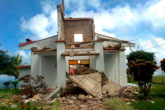 Evalúan daños tras sismo magnitud 7,6 y sus más de 500 réplicas en Costa Rica