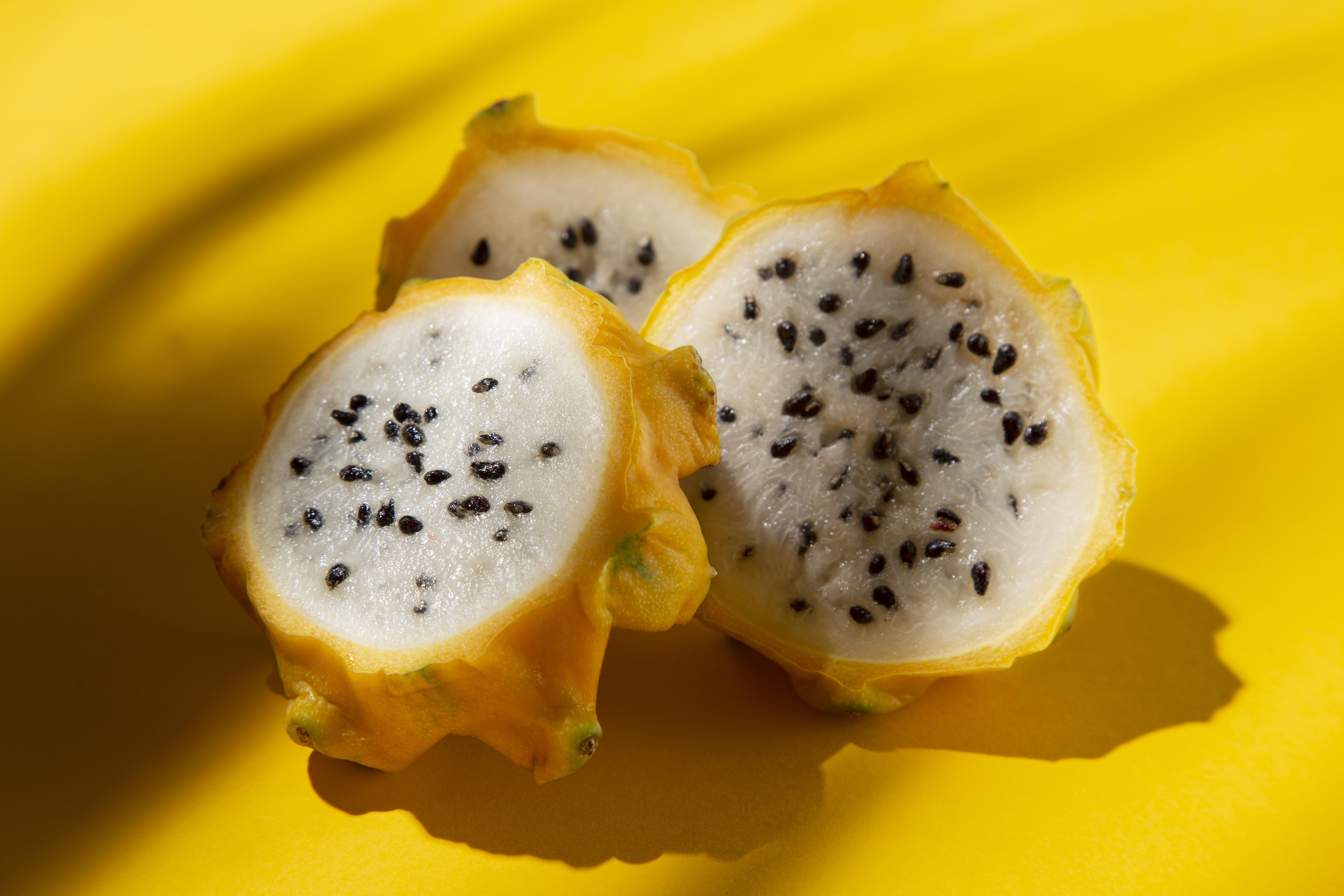 La pitahaya no es solo una fruta llamativa, sino un alimento funcional que combina tradición