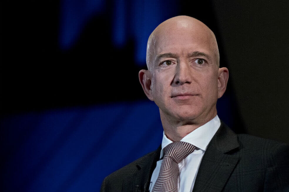 “Extorsión y fotos vergonzosas no me distraerán”: Jeff Bezos