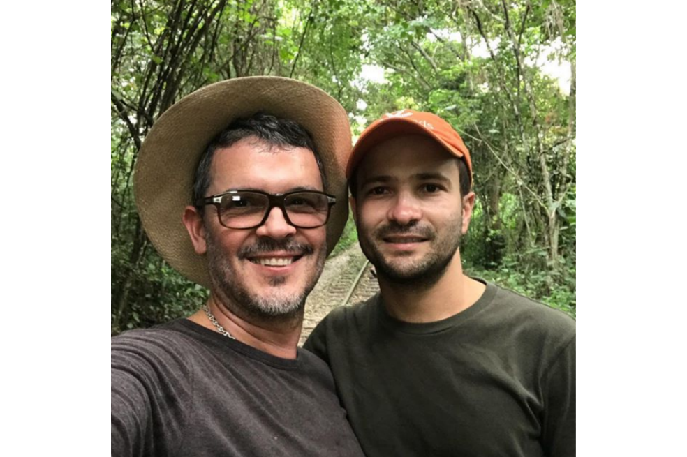 Así se dieron el «sí» el hermano de Carlos Vives y su novio