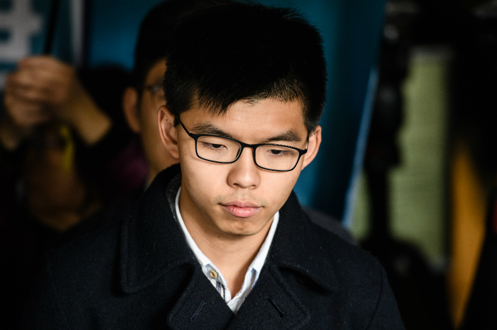Vuelve a prisión líder del movimiento prodemocracia de Hong Kong