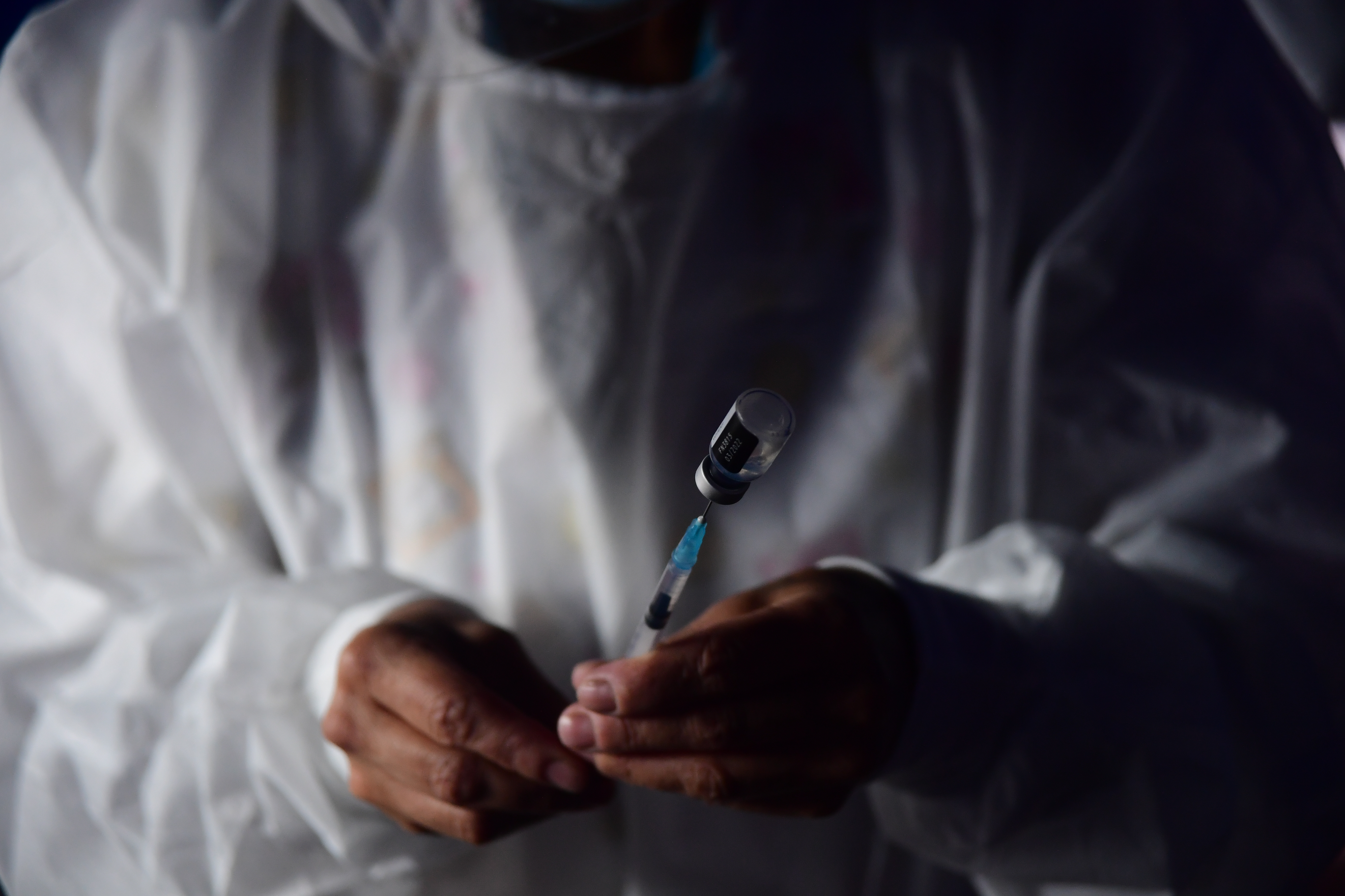 FDA autoriza vacunar a embarazadas contra bronquiolitis para proteger bebés