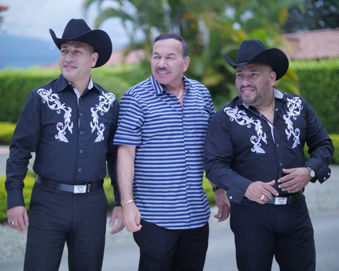 El vídeo de "Pero te vas arrepentir" contó con la producción de D'Repente Films.