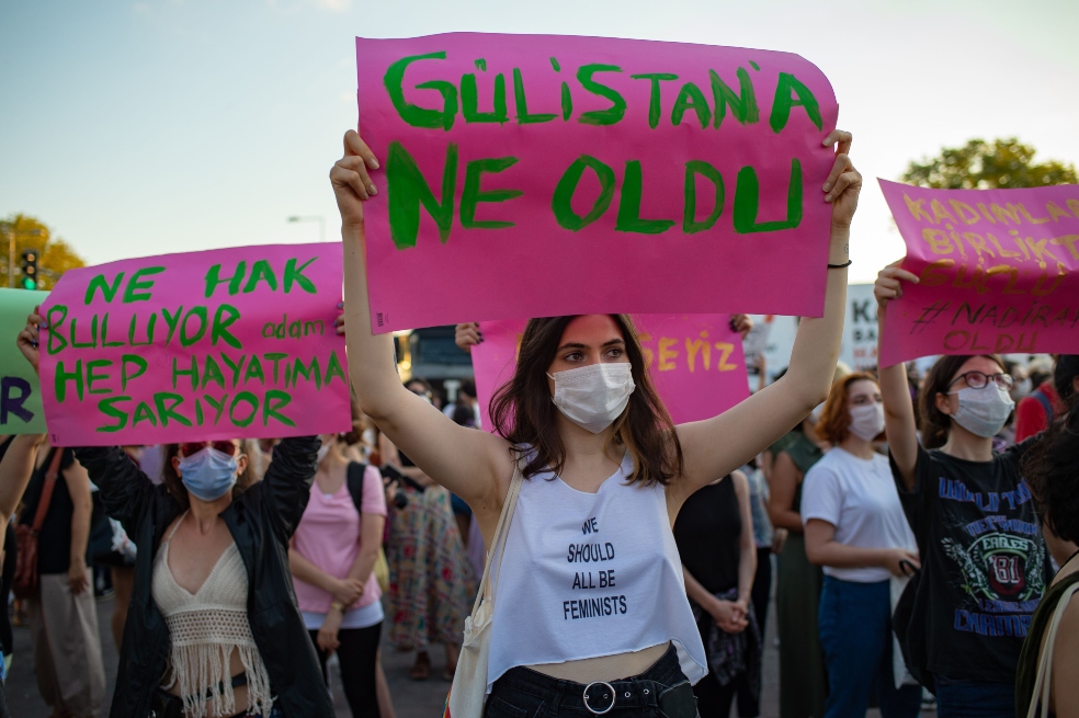Un tratado contra la violencia machista divide Turquía