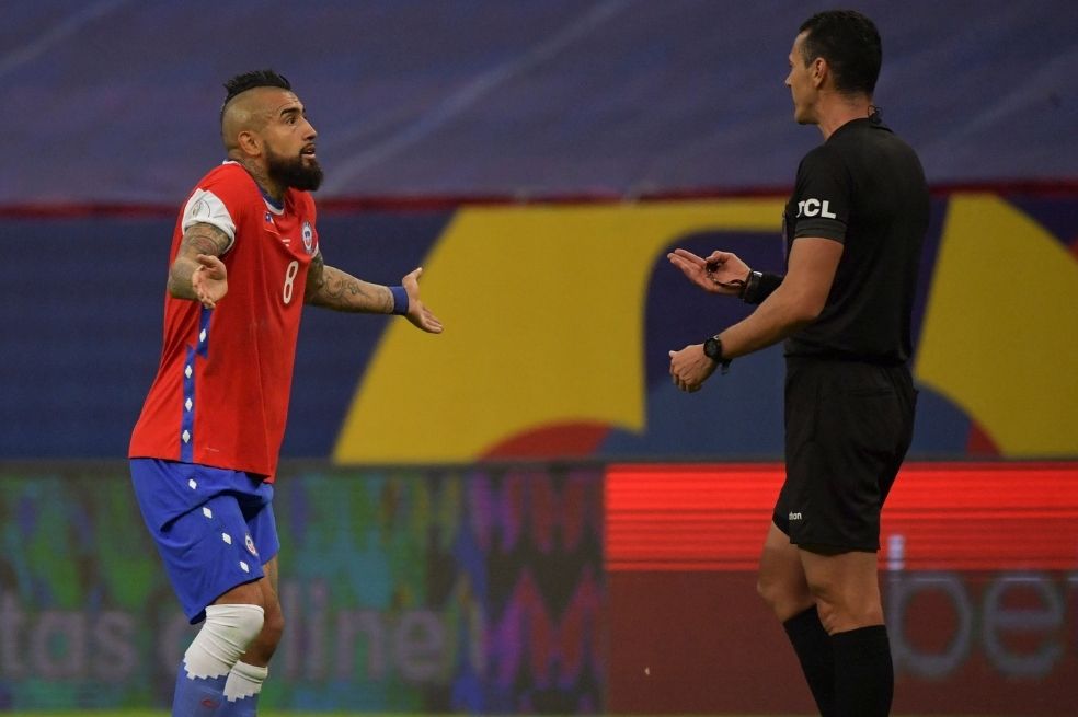 Selección de Chile pidió a la Conmebol suspender a Wilmar Roldán