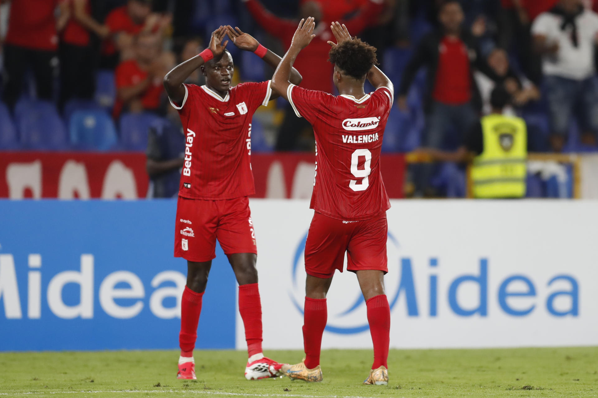 América de Cali conquistó El Campín de Bogotá y se confirmó en las finales del FPC