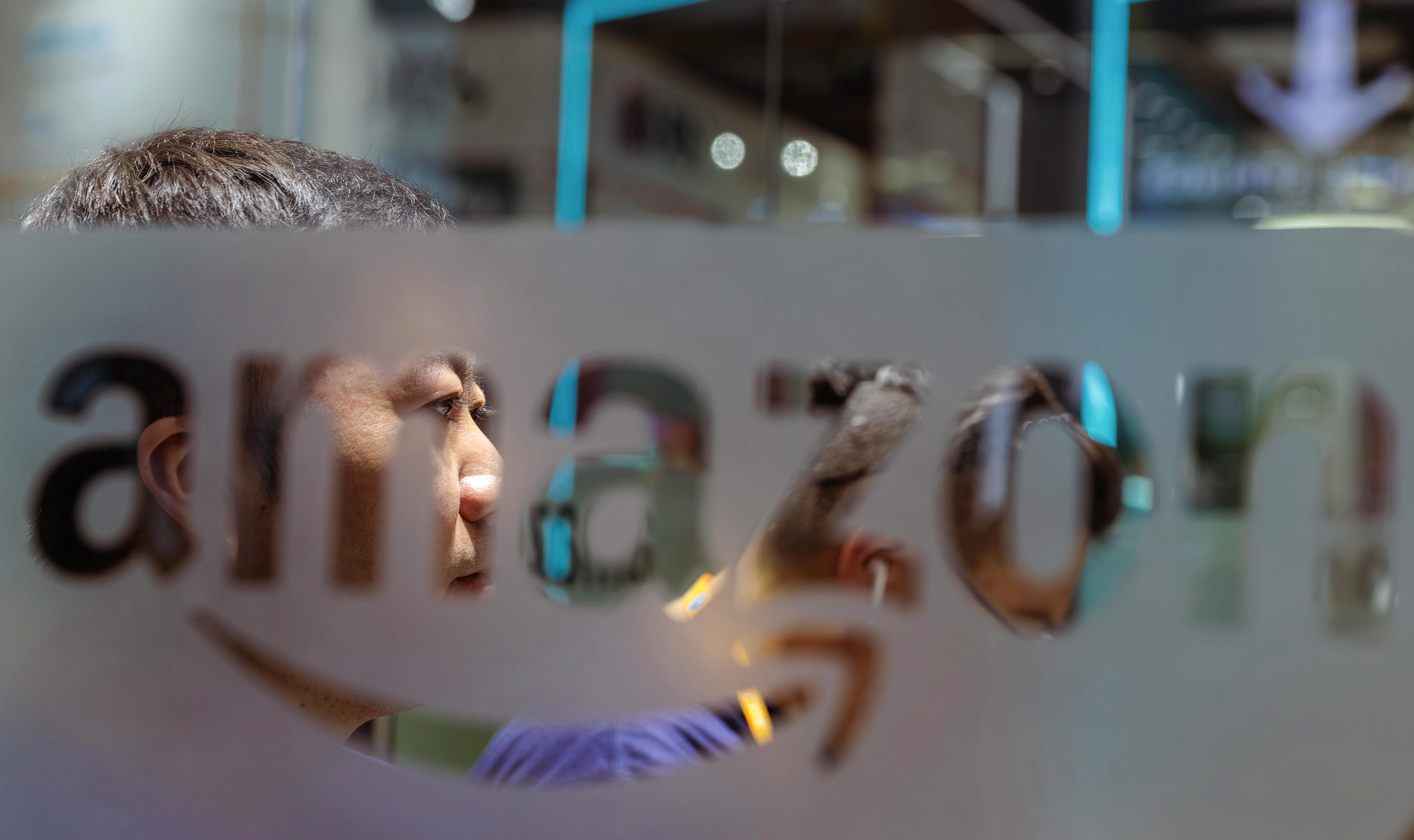 Amazon despedirá a 10.000 empleados, según medios en EEUU