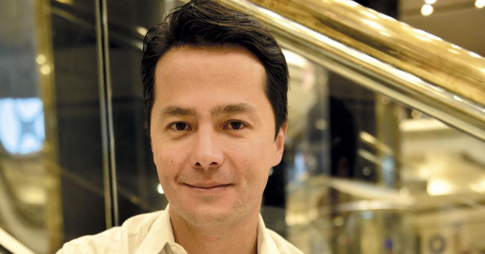 «El común denominador de la mayoría de las candidatas son las estrias y la celulitis» Alan González