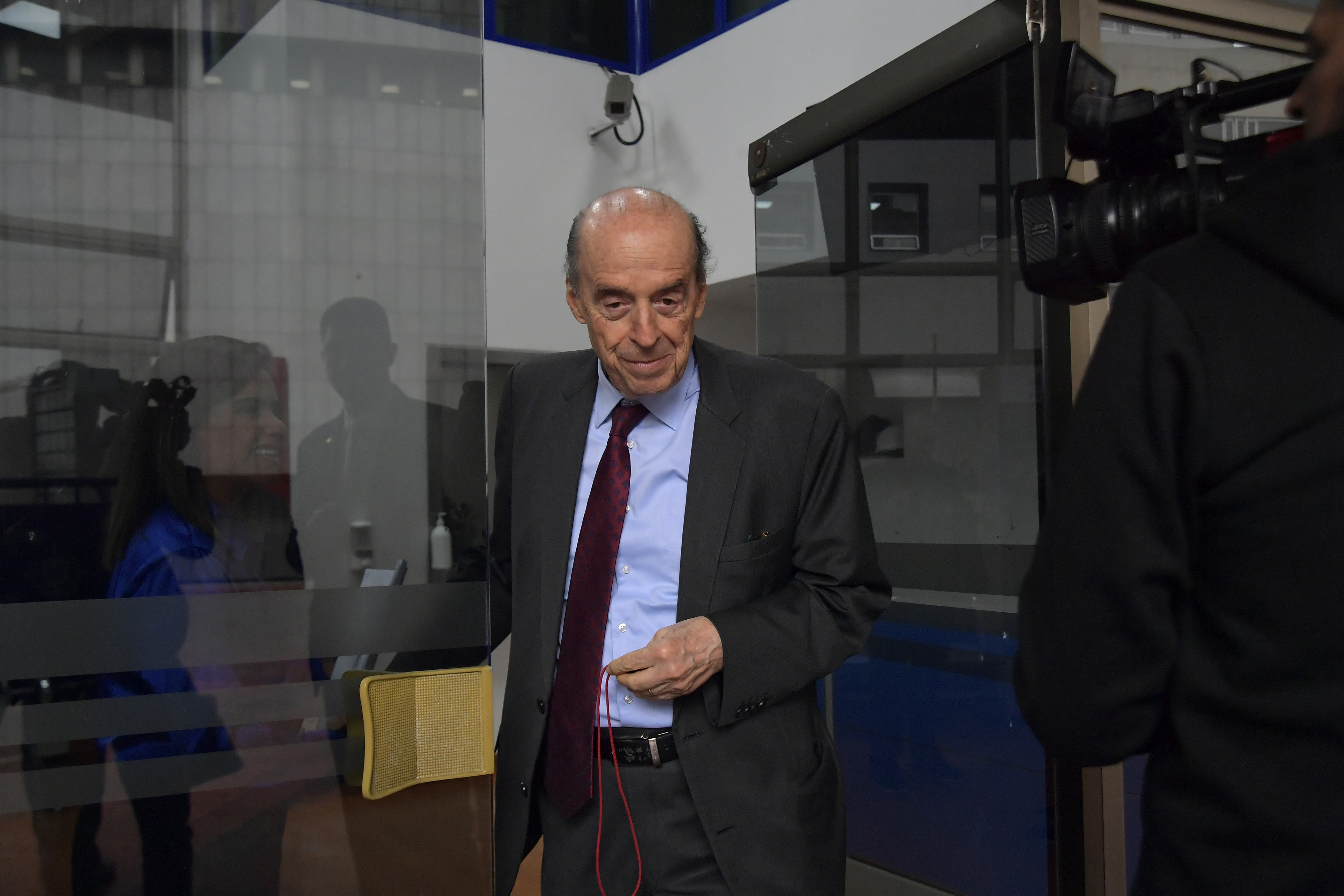Esta es la acusación completa contra el excanciller Álvaro Leyva por caso de los pasaportes