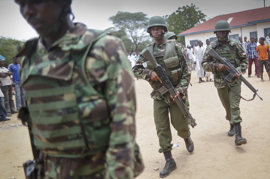 Kenia responde a la matanza de 148 personas con bombardeos en Somalia