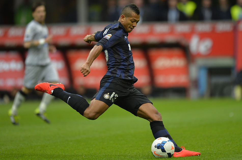 Discreta actuación de Fredy Guarín en el empate de Inter ante Livorno