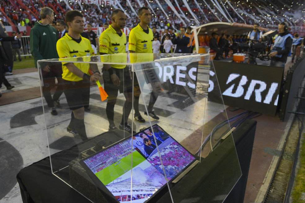 El VAR y el Mundial 2026, en la agenda de la FIFA para reunión en Bogotá