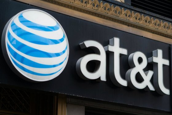 AT&T pagará millonaria multa por venta de información de sus clientes