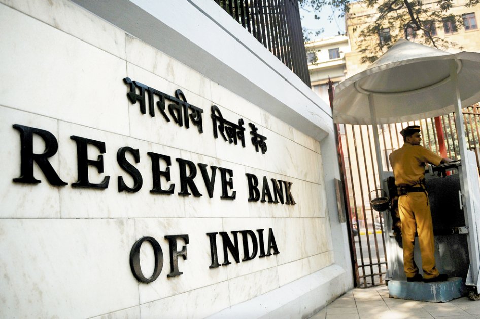 Esta semana hubo una tormenta financiera en India que desde el Banco de la Reserva de ese país se ha intentado controlar. Es la peor crisis de divisas.  / AFP