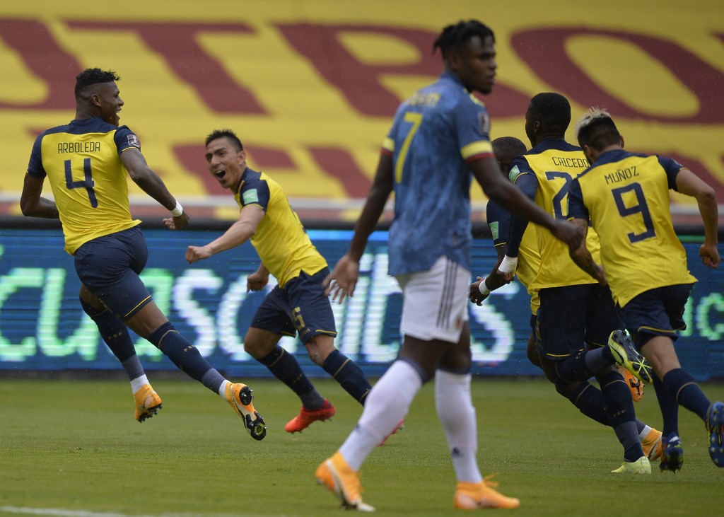 Robert Arboleda: “El partido contra Colombia será el de nuestras vidas”