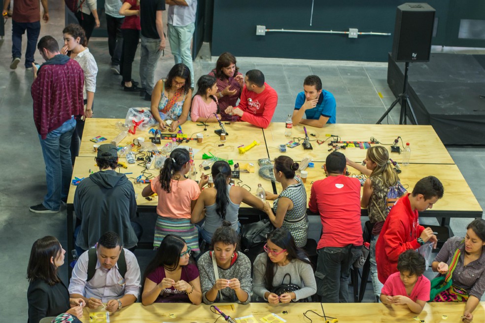 Parque Explora abre su primer laboratorio público