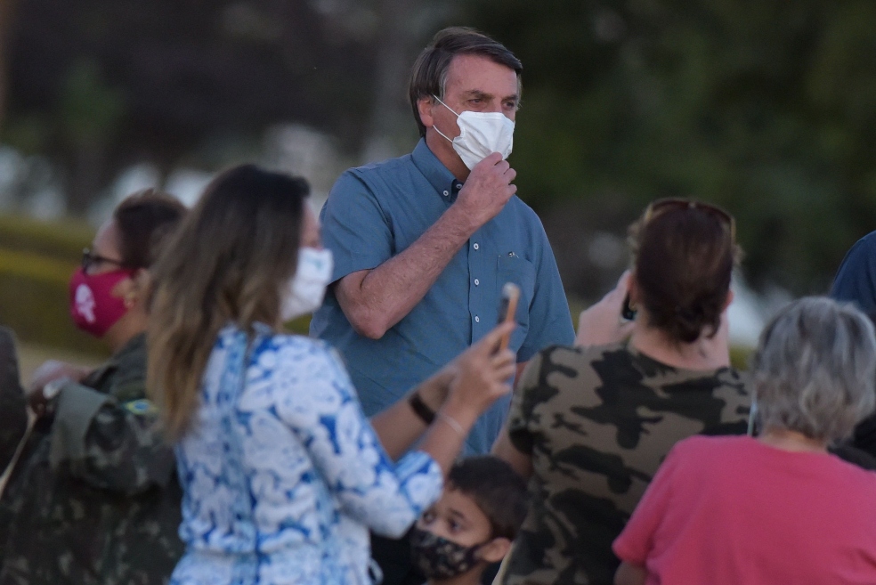 Jair Bolsonaro sube en las encuestas, pese a su gestión del coronavirus
