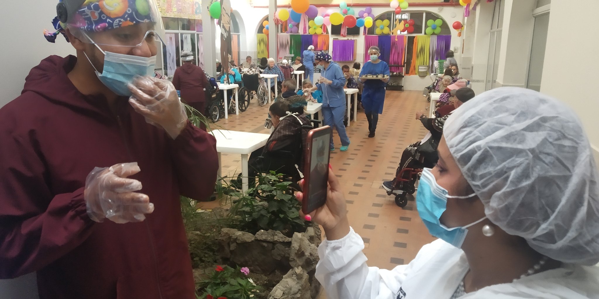 Secretaria de Integración desmiente que den alimentos vencidos a adultos mayores