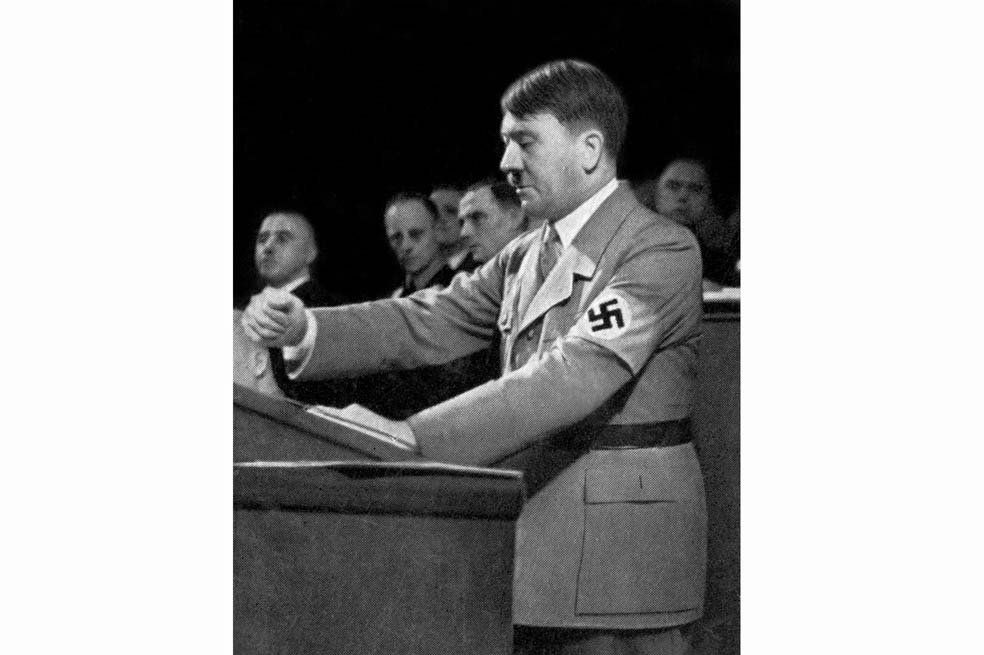 El libro prohibido contraataca