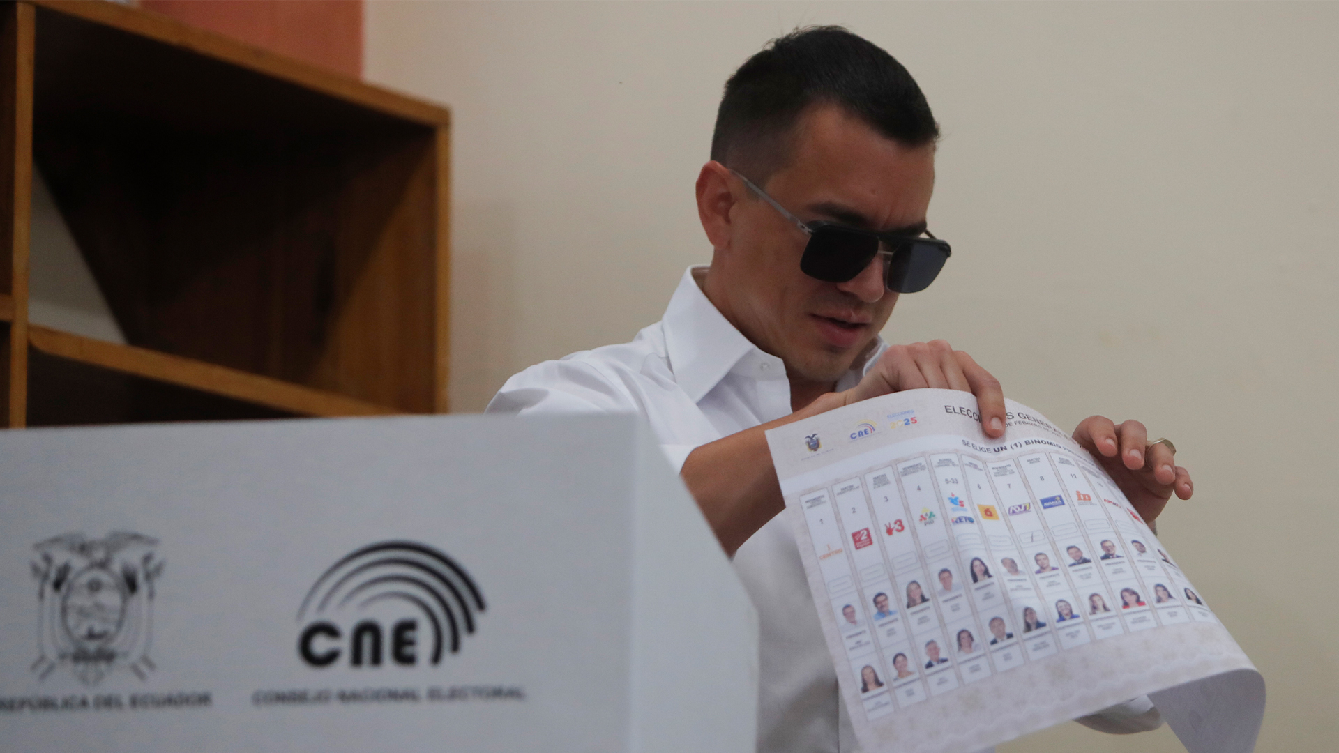 Noboa denuncia “irregularidades” en escrutinio de las presidenciales de Ecuador