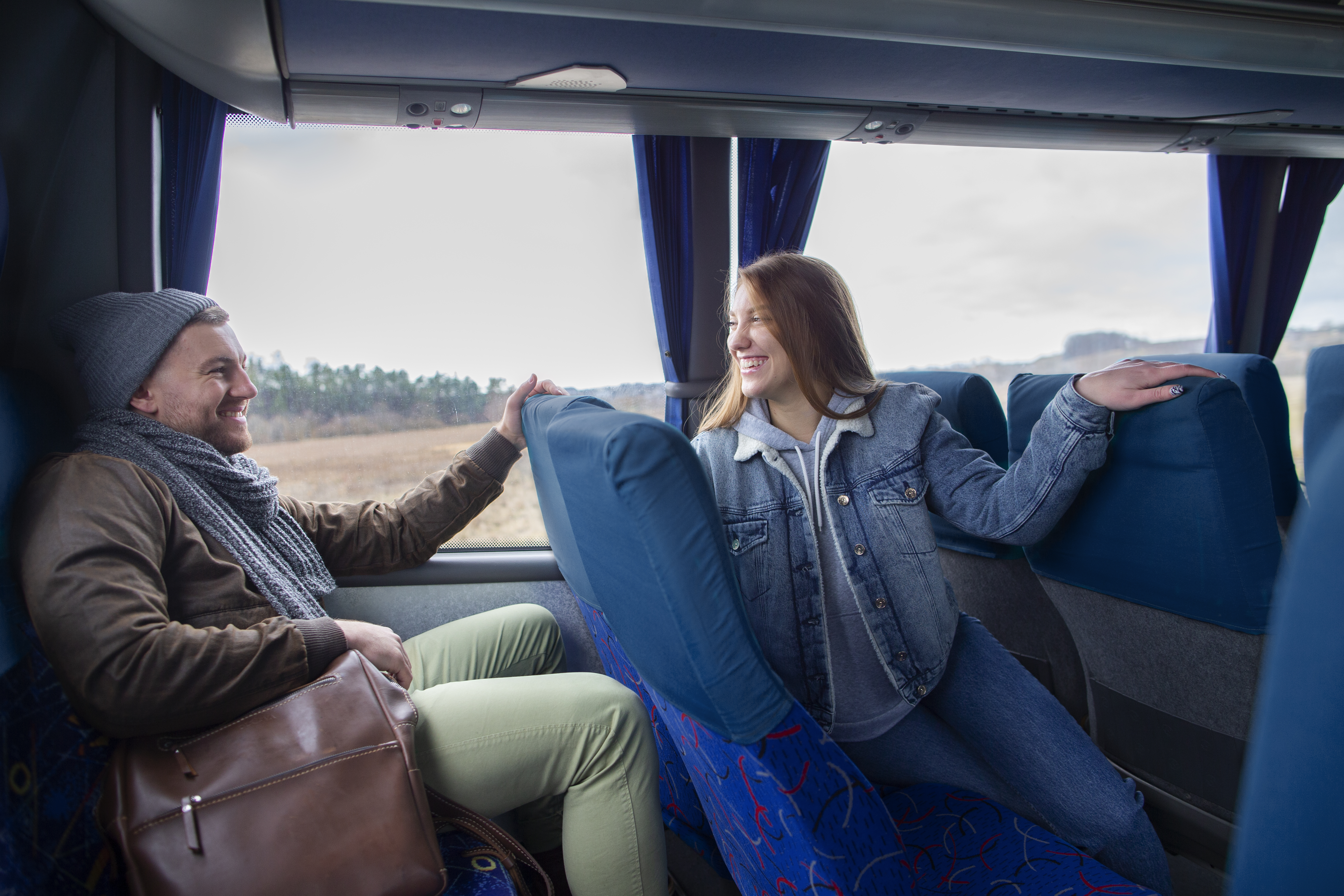 Viajar en bus puede ser cómodo… o no.