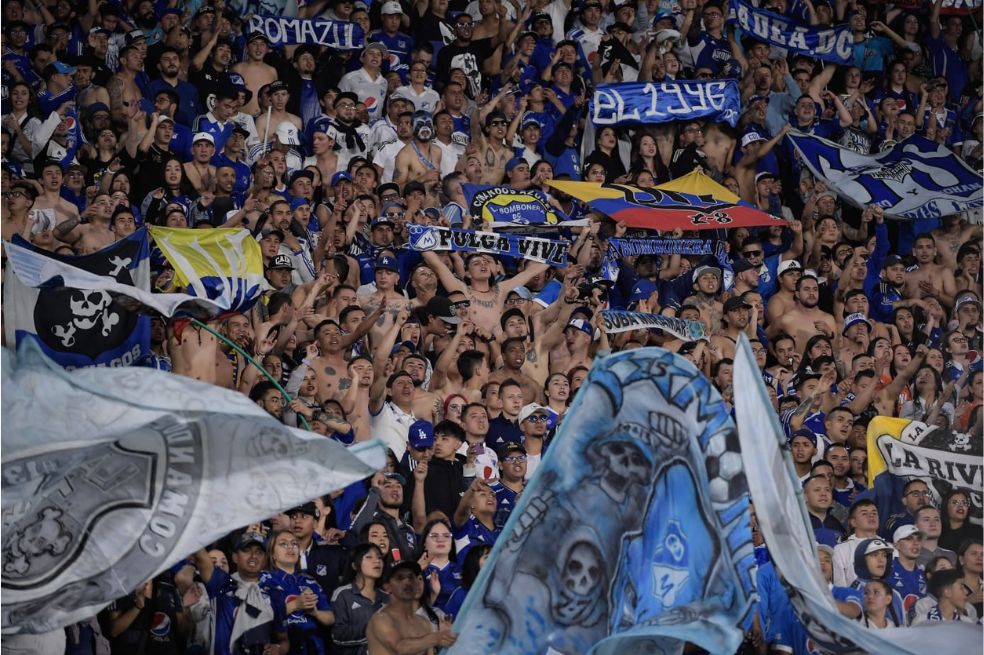 Victoria de Millonarios 2 - 1 frente a América de Cali en el estadio El Campín de Bogotá.