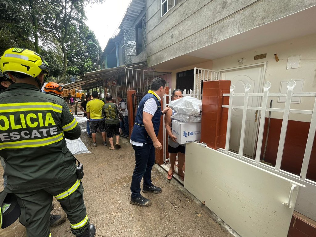 Ascienden a 278 las familias damnificadas por fuertes lluvias en Bucaramanga