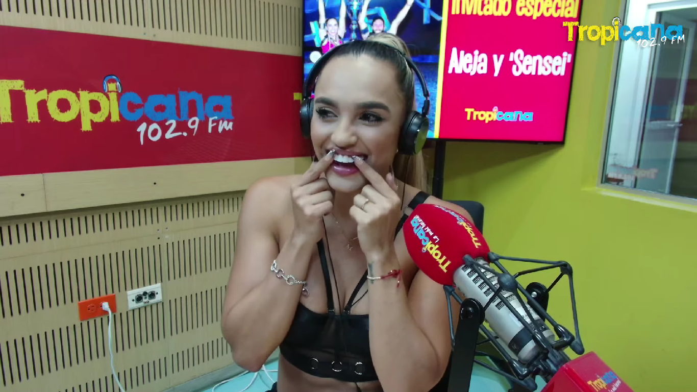 Ganadora del ‘Desafío The Box’ se incrustó diamantes en los dientes: “¡Una fresa!”