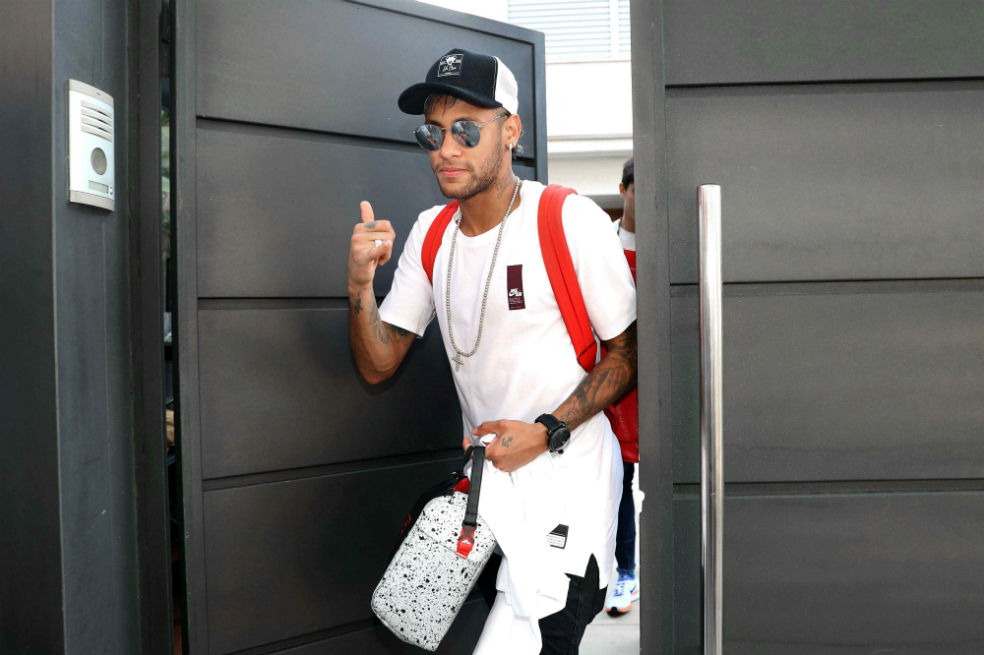 ¿Qué debe hacer el Barcelona con tanto dinero pero sin Neymar?