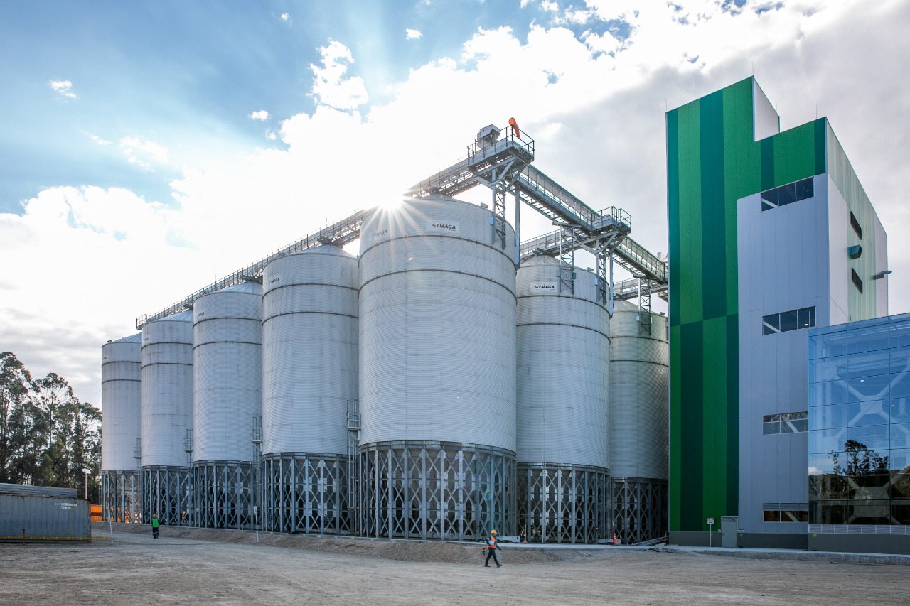 Donan 147 mil litros de bebidas a poblaciones vulnerables
