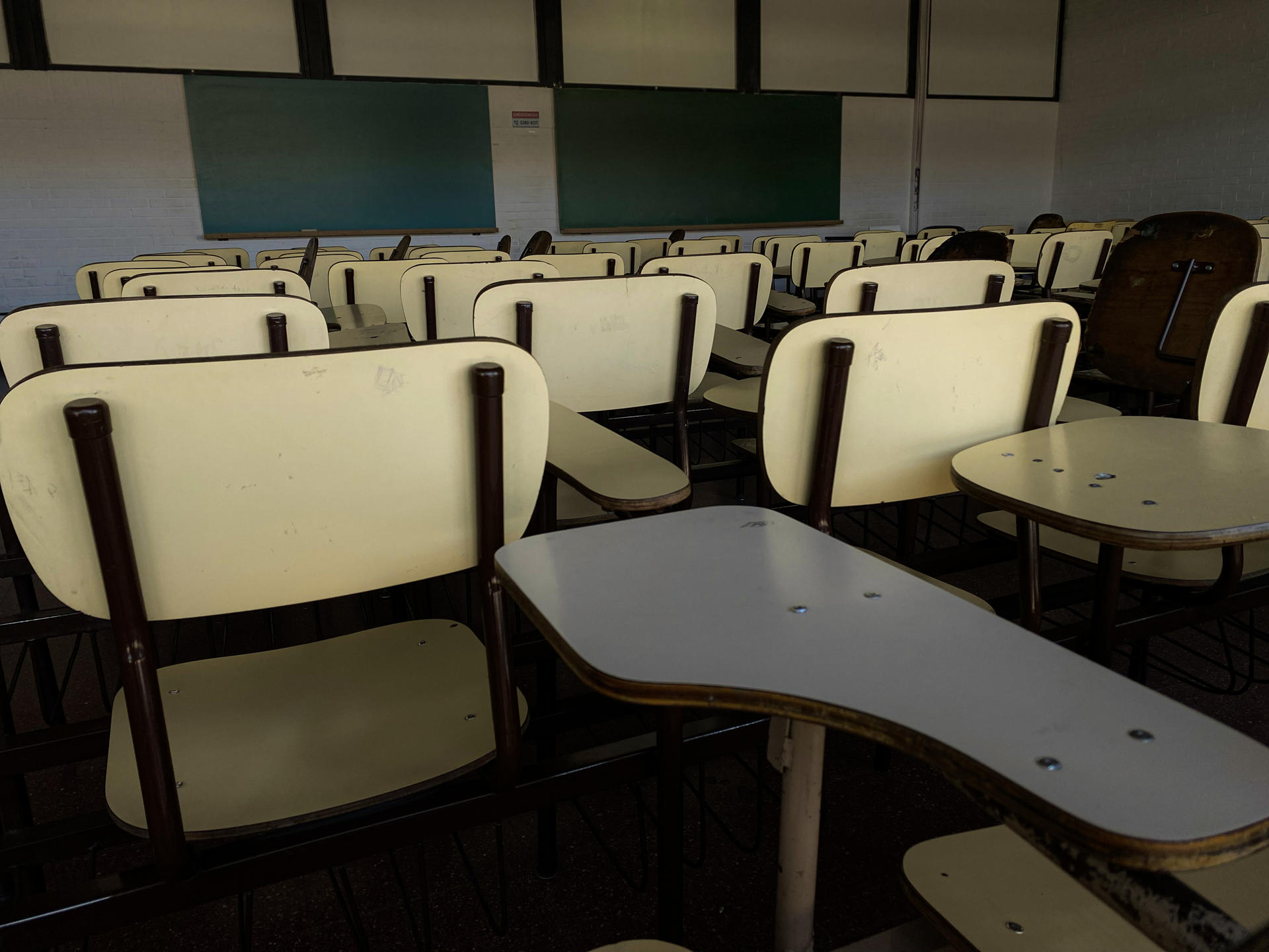 Cuidado con estas ofertas laborales falsas para tutores y maestros, alerta Mineducación