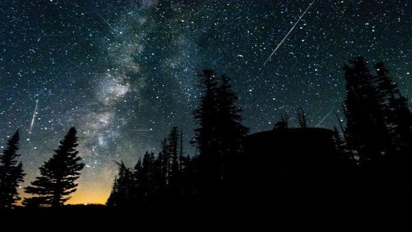Eta Acuáridas 2025: cómo ver la lluvia de meteoros del cometa Halley