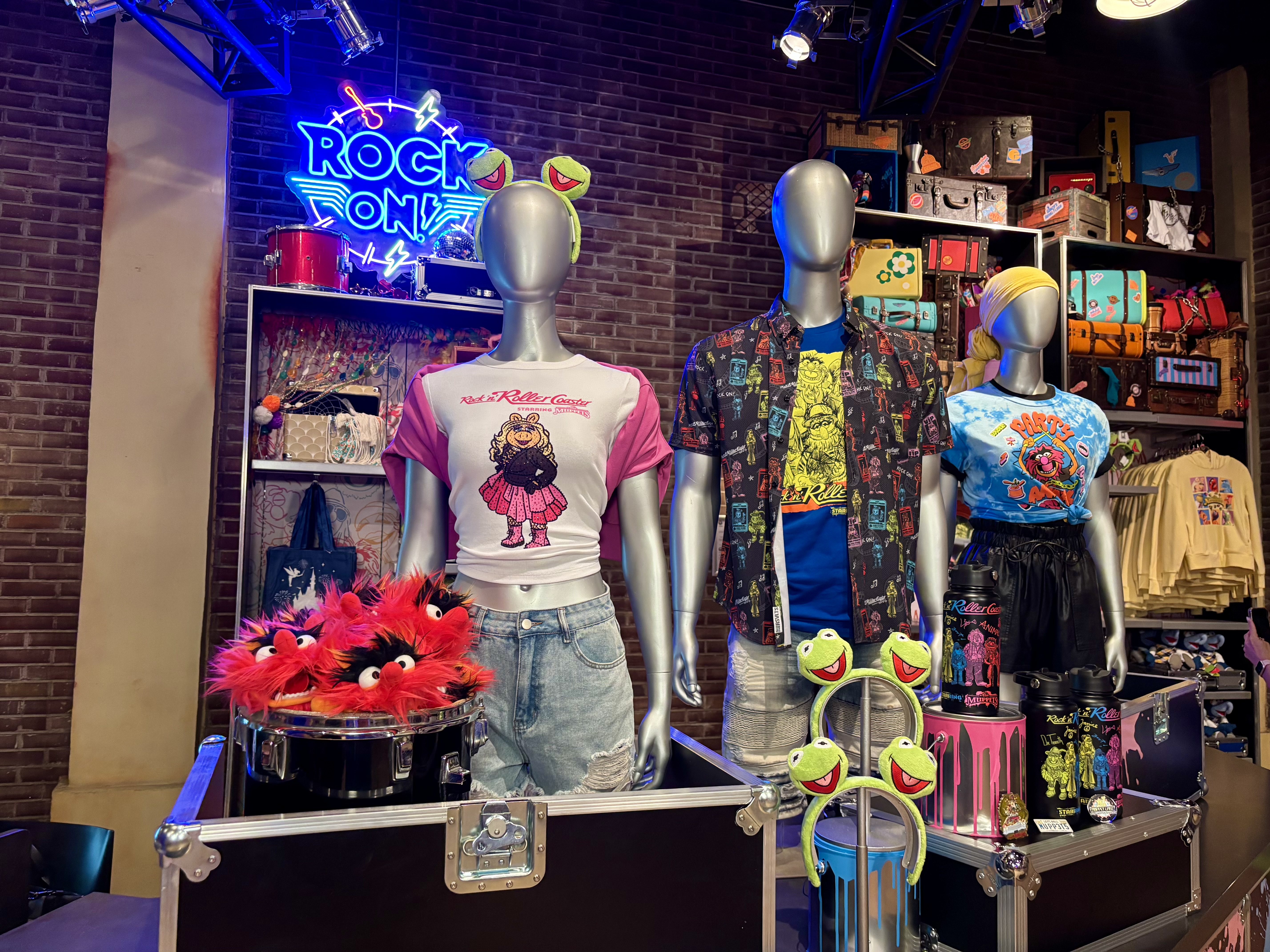 Rock ’n’ Roller Coaster Starring The Muppets abrió en Disney’s Hollywood Studios.