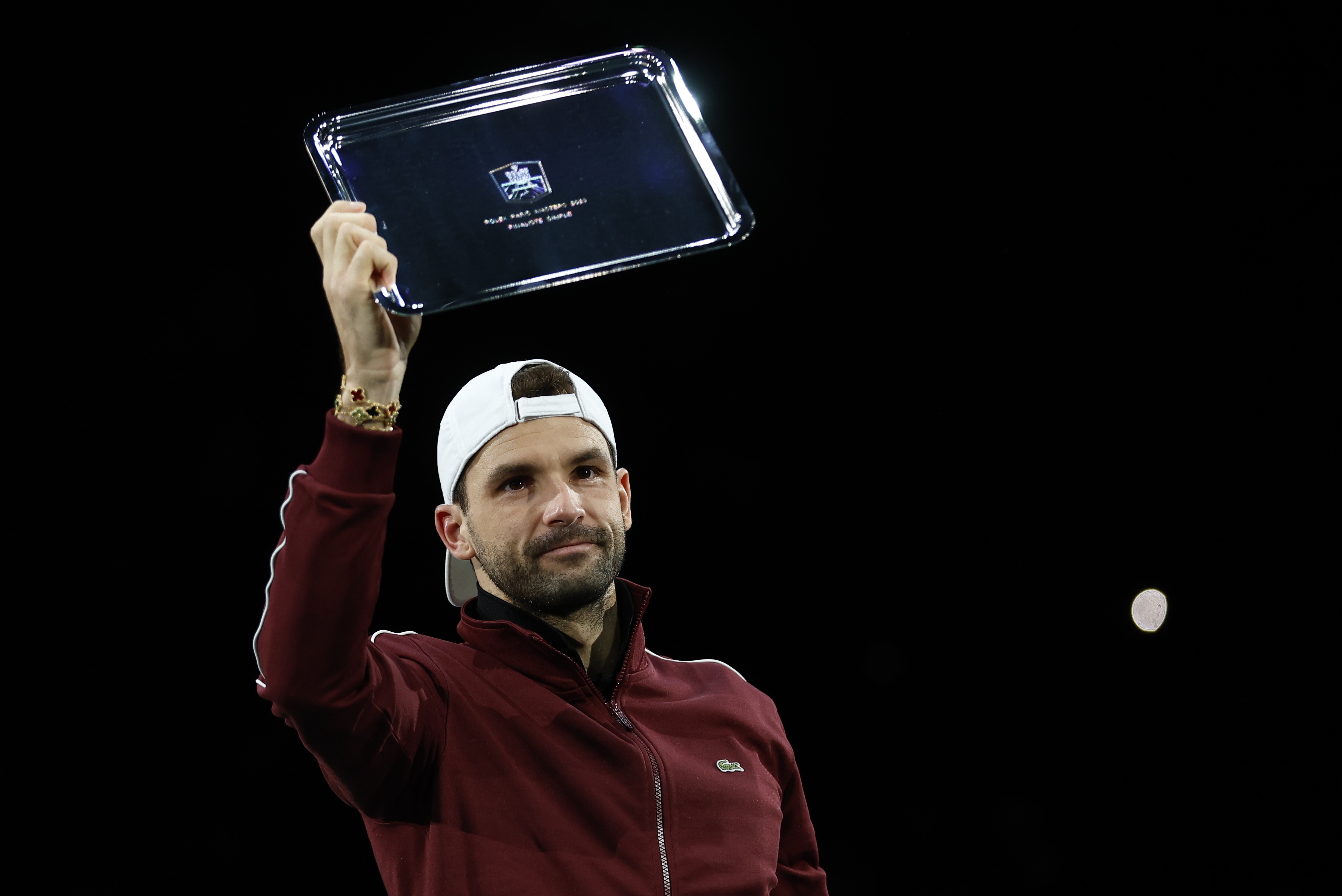 Paris (France), 05/11/2023.- Grigor Dimitrov of Bulgaria poses with his trophy after losing his final match against Novak Djokovic of Serbia at the Paris Masters tennis tournament, in Paris, France, 05 November 2023. (Tenis, Francia) EFE/EPA/YOAN VALAT