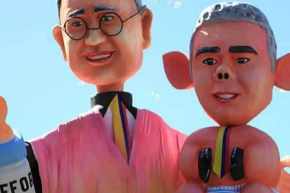 Polémica por muñecos de Duque y Uribe en el desfile de años viejos de Pasto