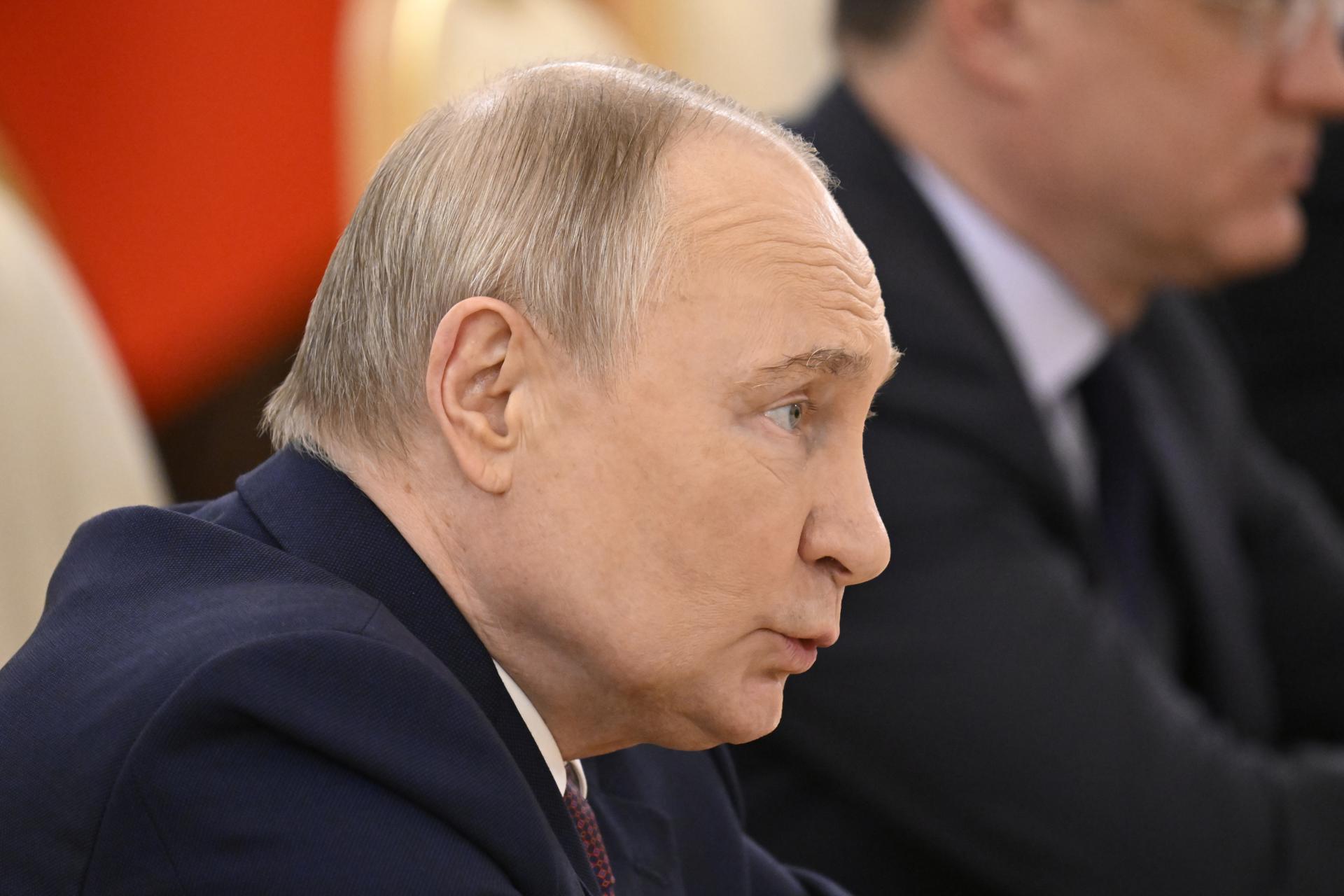 Empiezan los tres días de tregua entre Rusia y Ucrania