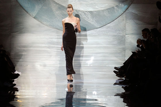 Armani pone de moda la luna