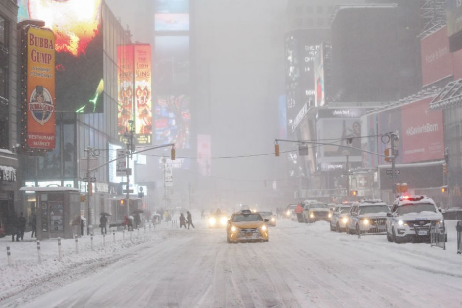 Tormenta de nieve en EE.UU. ya deja al menos 11 muertos