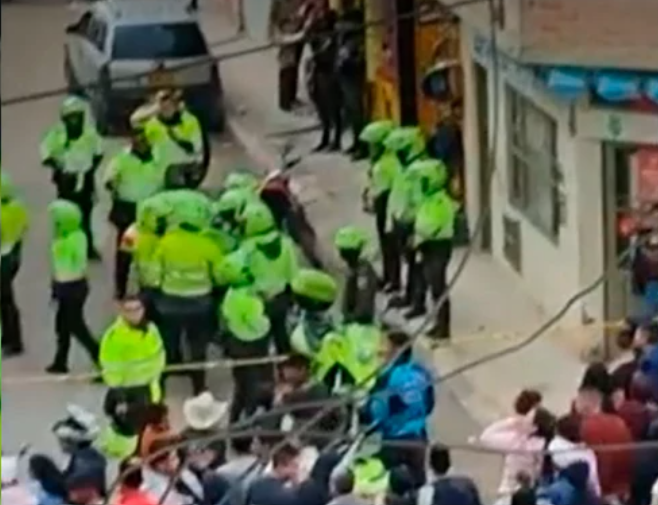 Abatieron uno de los asesinos de los policías en Bosa: tenía su chaleco y su arma