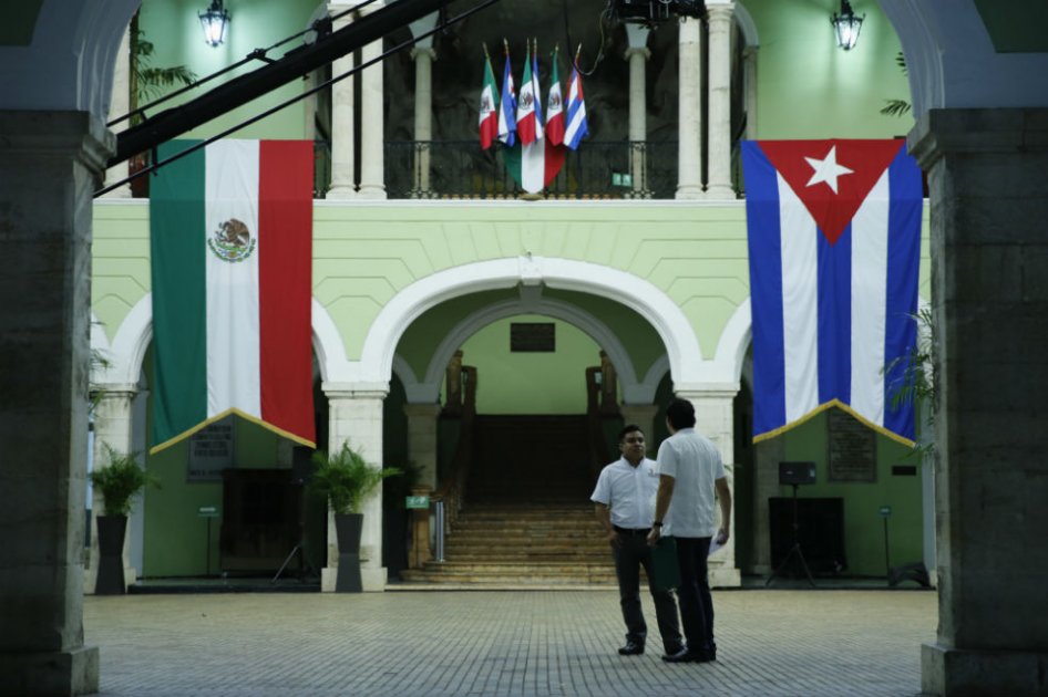Raúl Castro llega a México tras largo período de enfriamiento de relaciones