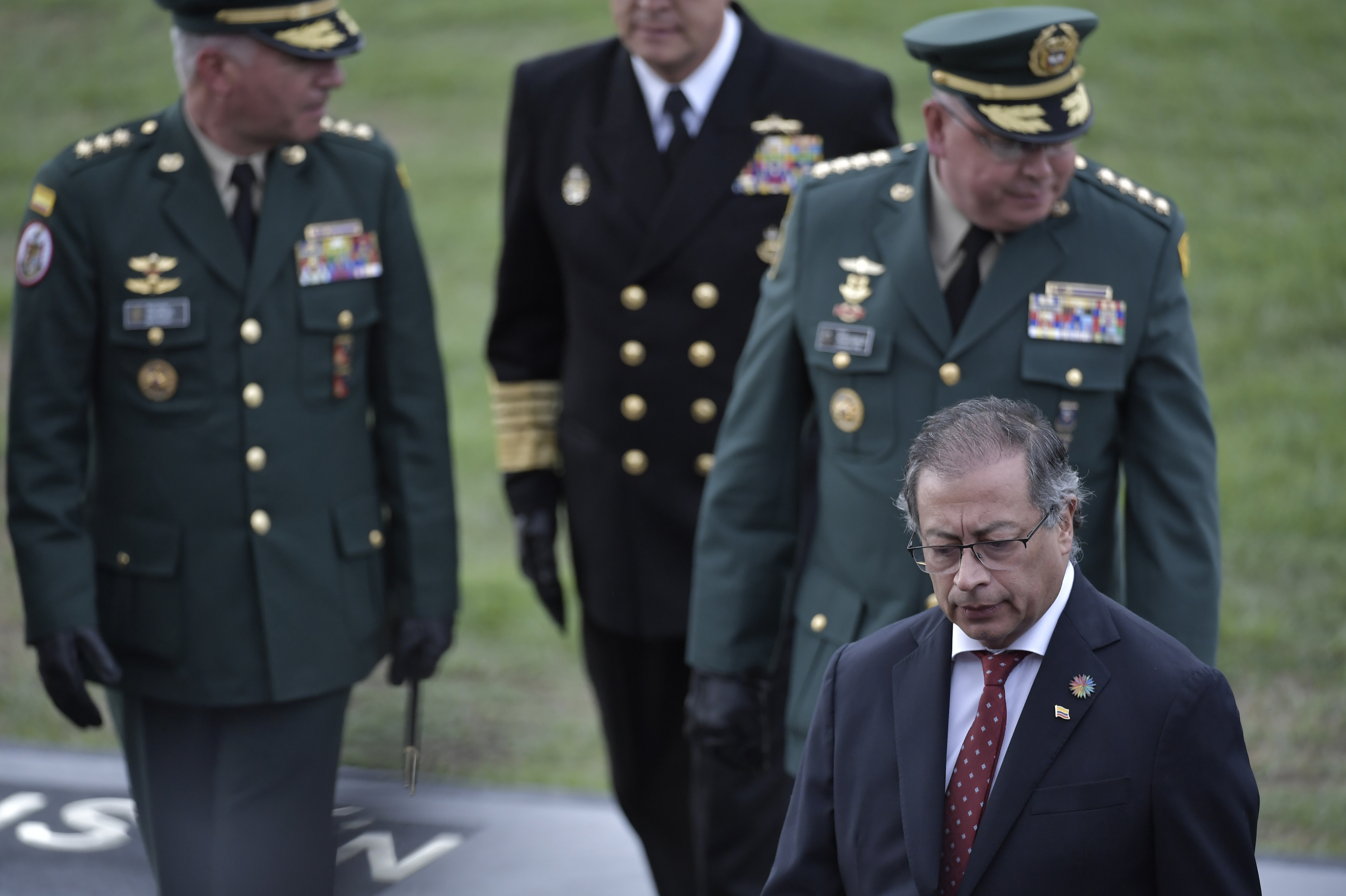 Presidente de la república durante la transmisión de mando del Comando General de las Fuerzas Militares de Colombia donde se posesionó el almirante Francisco Hernando Cubides Granados