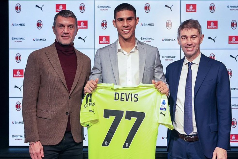 Devis Vásquez ya es del Milan, así presentaron al arquero colombiano en Italia