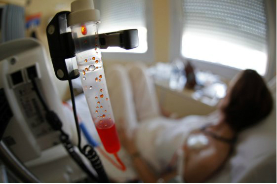 Centro Nacional de Oncología alerta por los $24.000 millones que le debe Cafesalud