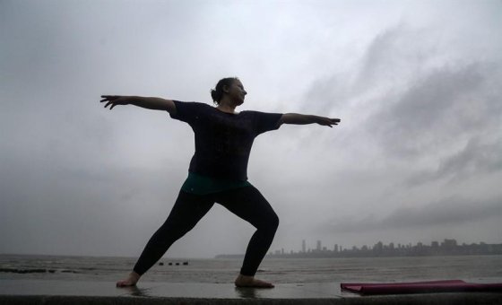 Celebran el segundo Día Internacional del yoga