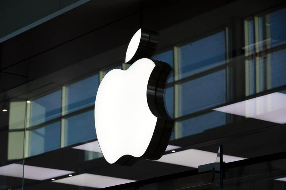 Apple perdió poco más del 1 % en Wall Street el viernes.