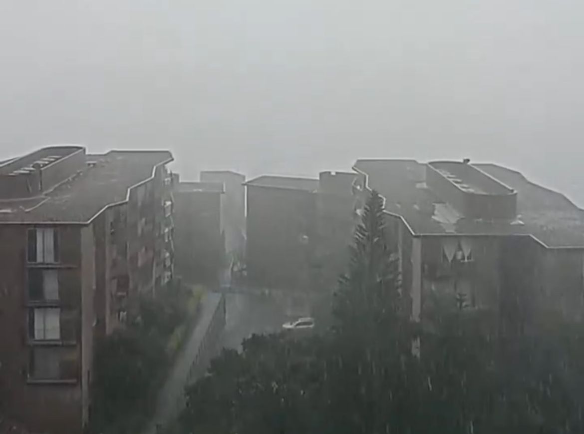 Fuertes lluvias con granizo afectaron a Medellín y otros municipios de Antioquia